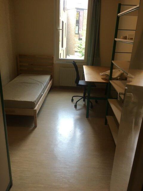 合租房 12 m² 在 Louvain-La-Neuve Les Bruyères