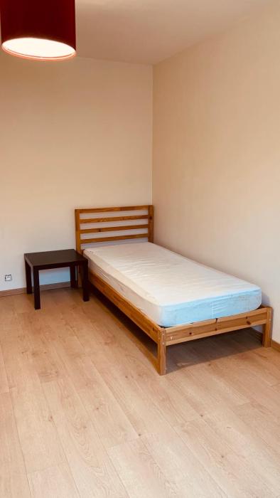 与房东合租 14 m² 在 Louvain-La-Neuve L'Hocaille