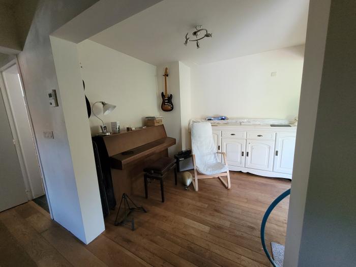 Petit salon/bureau ouvert