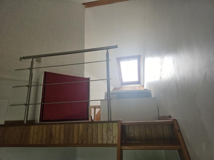 与房东合租