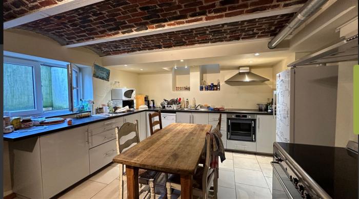 合租房 12 m² 在 Louvain-La-Neuve Other