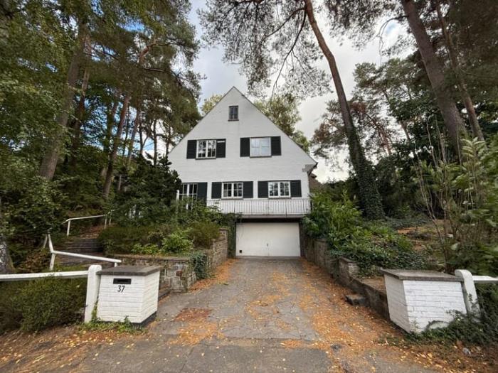 Shared housing 300 m² in Louvain-La-Neuve Wavre