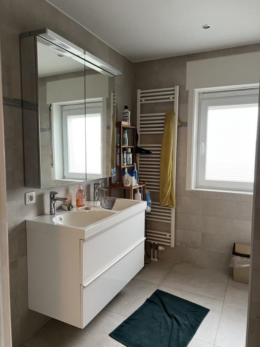 Salle de douche commune