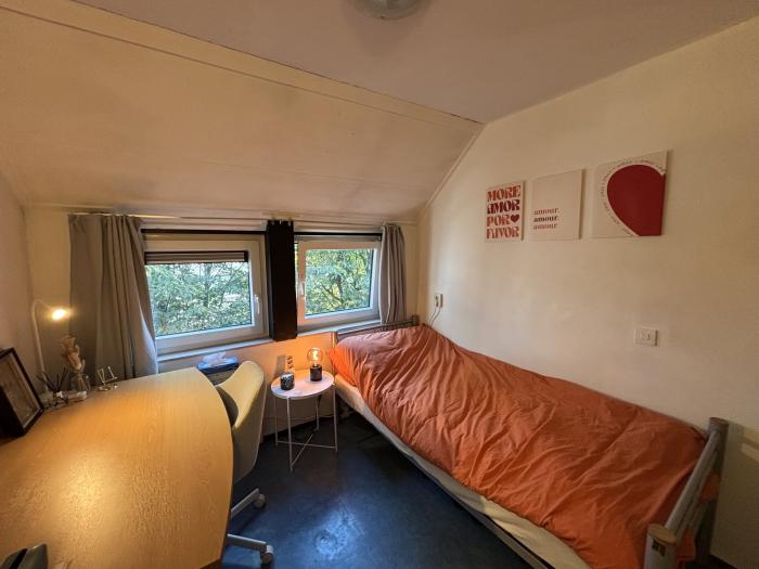 Kot 8 m² in Louvain-La-Neuve Les Bruyères