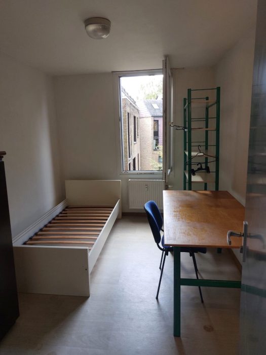 合租房 12 m² 在 Louvain-La-Neuve Les Bruyères