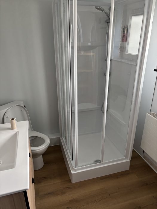 Salle eau WC 3 étudiants