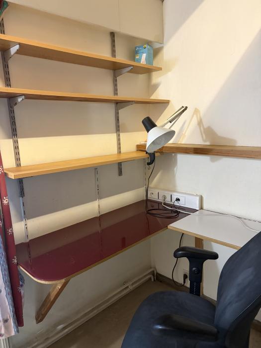 与房东合租 15 m² 在 Louvain-La-Neuve Biéreau