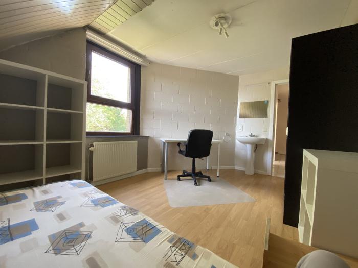 Student room 12 m² in Louvain-La-Neuve Lauzelle