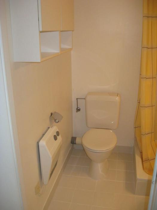 WC dans salle de bains