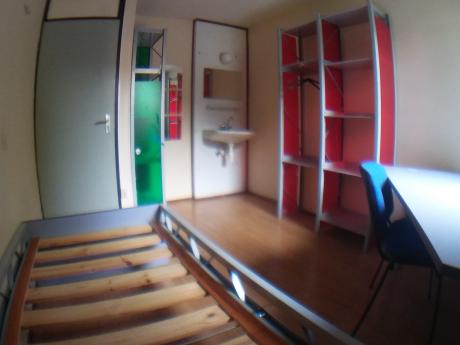 Student room 9 m² in Louvain-La-Neuve Les Bruyères