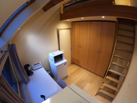 Room in owner's house 29 m² in Louvain-La-Neuve Centre