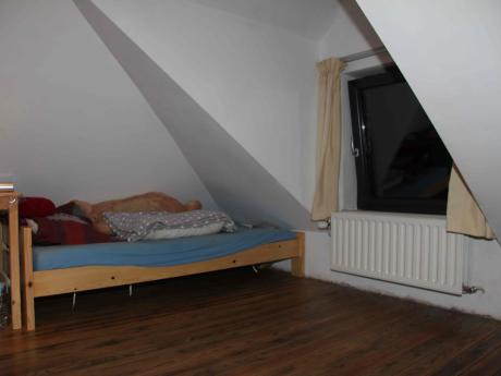 Room in owner's house 14 m² in Louvain-La-Neuve Wavre
