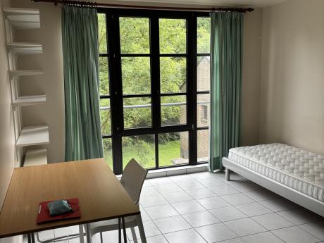 Studio 25 m² à Louvain-La-Neuve Les Bruyères