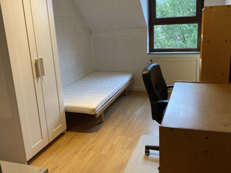 合租房 12 m² 在 Louvain-La-Neuve Lauzelle