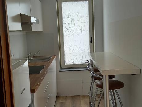 与房东合租 9 m² 在 Louvain-La-Neuve Biéreau