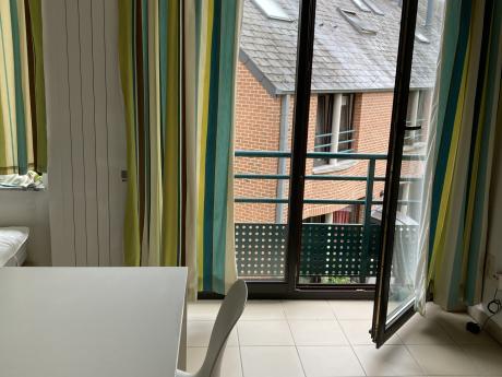 Studio 24 m² à Louvain-La-Neuve Lauzelle