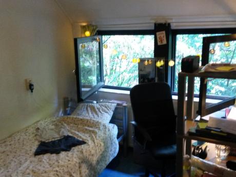 Student room 10 m² in Louvain-La-Neuve Les Bruyères